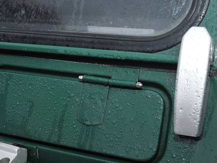 Vent Hinge Pin Kit