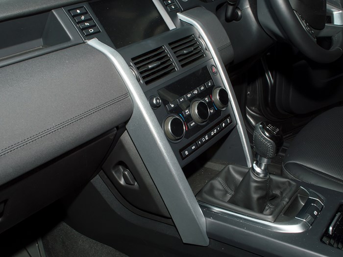 Central Console Trim