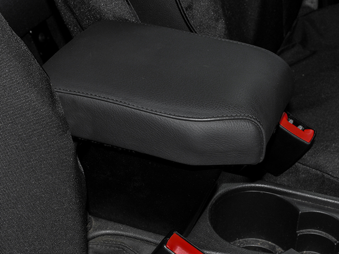 Cubby Box & Armrest<br /><br />