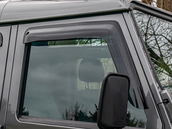 Wind Deflector Kit