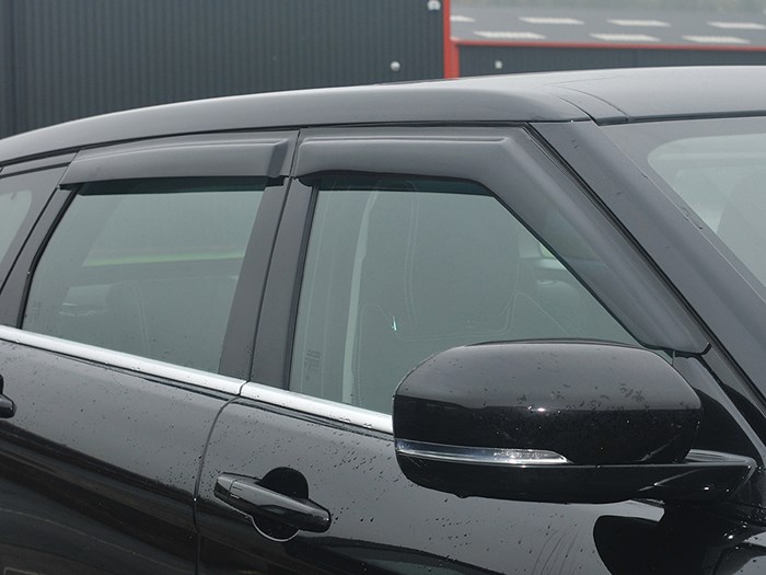 Wind Deflector Kit