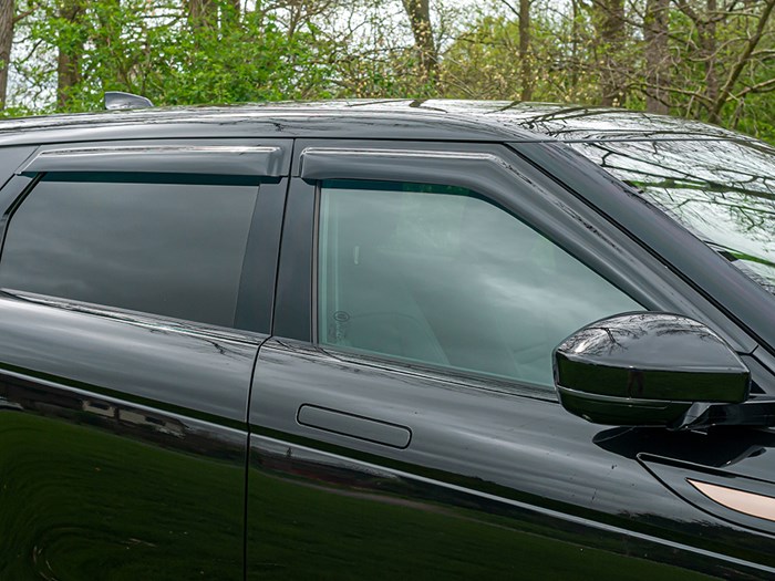 Wind Deflector Kit